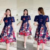 ราคา ชุดเดรสผ้าปาเต๊ะลายกิมะโน มีโบว์ผูกได้เอง ผูกหน้าหรือหลังก็ได้ กระโปรงบานทรงย้วย N615 (24719680763)