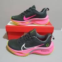 ราคา Nike Zoom X สีดำ สีชมพู สีเหลือง unisex (25810724807)