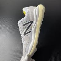 ราคา NEW BALANCE 5740 PRIDE WEEK NB5740 PRIDE WEEK คุณภาพต้นฉบับ 100 M5740PR1 NB รองเท้าผ้าใบผู้หญิงร (24156449960)