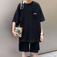 ราคา ชุดสูทผู้ชายสไตล์เกาหลีเสื้อยืดแขนสั้นลายวาฟเฟิล กางเกงขาสั้น เซ็ต 2 ชิ้นสุดหล่อ (23469819353)