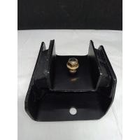 ราคา ยางแท่นเกียร์ OEM 11320 R8060 นิสสัน เออร์แวน NISSAN EURVAN E24 กว้าง 11 ซม ยาว 13 ซม สูง 7 ซม (20983633248)