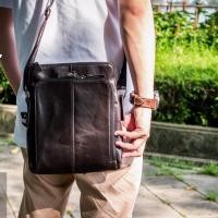 ราคา กระเป๋าสะพายไหล่หนังแท้Wallerรุ่นMetropolitanสีน้ำตาลเข้มหนังวัว (487530000)