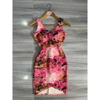 ราคา ส่งต่อ เดรสสายเดี่ยวแต่งลายกราฟฟิคสีชมพู งานผ้ารัดรูปยืดหยุ่นได้ ไซส์sm งานป้าย apez ผ้าดี ทรง สี ตามภาพ (25863814267)