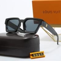 ราคา LOUIS VUITTON แว่นกันแดด หลุยส์ วิตตอง ระดับไฮเอนด์ใหม่สําหรับผู้ชายและผู้หญิงคนดังสากลฮิตแนวโน้มแฟชั่นคลาสสิกขับรถกลางแจ้งและเดินทางแว่นกันแดดลําลอง ยูวี400 (27555460855)