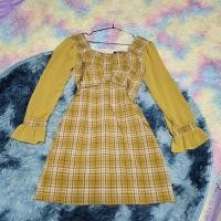 ราคา เดรสงานป้าย APstyleลายสก็อตสีเหลืองคอห้าเหลี่ยม Size S (29107123273)