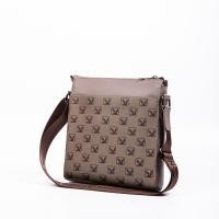 ราคา Playboy กระเป๋าสะพายข้างผู้ชาย ลิขสิทธิ์แท้ รุ่น ST BS233PBM005 GY ดีไซน์สกรีนแถบแดงน้ำเงิน เทา (27506920274)