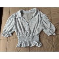 ราคา เสื้อครอปสีฟ้าลายดอกเดซี่ผ้าบางรอบอกเสื้อ 34 นิ้ว ความยาวเสื้อ18นิ้ว (28907285075)