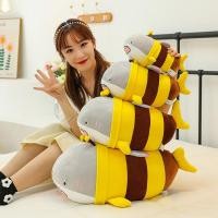 ราคา 984 สินค้าถึงจ่าย ตุ๊กตาหมีเท็ดดี้ ตุ๊กตาหมี ตุ๊กตาตุ๊กตาปลาฉลาม Bee Shark Howder ตุ๊กตาฉลาม ตุ๊กตาหมี ตุ๊กตาปลาฉลาม ตุ๊กตาหมี ตุ๊กตาปลาฉลาม ตุ๊กตาผึ้ง (25329240123)