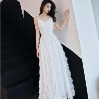 ราคา ZHUTONG เดรสสายเดี่ยวเดรสยาวชุดราตรีสีขาวดูหรูมาก (8811486689)
