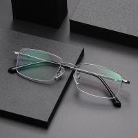 ราคา กรอบแว่นตาแสงอัลตร้าผู้ชายโลหะผสมไทเทเนียมธุรกิจสบายๆครึ่งกรอบแว่นตาผู้ชายขายส่ง18006 (26407727736)