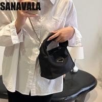 ราคา Sanavala กระเป๋าถือ กระเป๋าสะพายไหล่ ผ้าไนล่อน ทรงสามเหลี่ยม แต่งจับจีบ สีดํา สไตล์เกาหลี หรูหรา แฟชั่นสําหรับสตรี (25175593173)