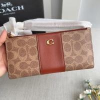 ราคา Coach Two zip pockets Detachable wrist strap กระเป๋าสตางค์ใบยาว 2 พับ งานชอป (25300836184)