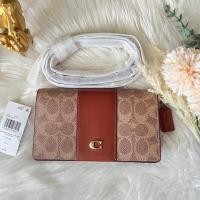 ราคา COACH CROSSBODY BAG IN SIGNATURE CANVAS ON CHAIN CI801 งานชอป (24855021336)
