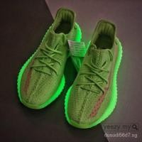 ราคา โฆษณาระดับพรีเมียม Yeezy Boost 350 V2 Glow in the Dark Night Bar รองเท้าผ้าใบแฟชั่นสําหรับบุรุษและสตรี EG5293 SFPR (26658156064)