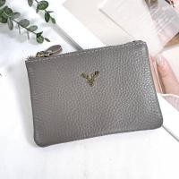 ราคา กระเป๋าหนังวัวแท้ 100 ทรงแบน ขนาด 5 นิ้ว มีช่องใส่การ์ดด้านใน มีห่วงโซ่คล้องกุญแจ กระเป๋าใส่สตางค์ (26558484463)