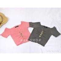 ราคา PANG เสื้อครอปแขนสั้นไหมพรม คอหยัก แต่งกระดุมหน้า No 032 (24427170274)