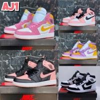 ราคา รองเท้า Nike Air Jordan 1 Retro High Women ส่งฟรี (23933205487)