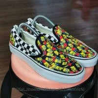 ราคา รองเท้า Vans X The Simpsons Bart Simpsons Checkered Slip On ใส่ได้ทั้ง ชาย หญิง ส่งฟรี (23746720167)
