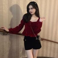 ราคา Insker เสื้อยืดแขนยาว คอสี่เหลี่ยม ผ้ากํามะหยี่ เปิดไหล่ข้างเดียว แฟชั่นฤดูใบไม้ผลิ สําหรับผู้หญิง (24959021885)