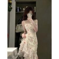 ราคา ชุดเดรสสายเดี่ยวลายดอกไม้สีขาวผิดปกติกระโปรงใบบัวกระโปรงยาวสีขาว iqjq (28206539659)