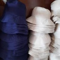ราคา พร้อมส่ง หมวกบัคเก็ต หมวกผ้าฝ้าย 100 ผ้านุ่ม ทรงถัง สีขาวธรรมชาติ สีม่อฮ่อม มีซับในสามารถนำไปปักเพิ่มได้ (23363103381)