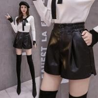 ราคา กางเกงทรงหลวม2023แบบใหม่หนังแดงเน็ตยิงจริงใส่ข้างนอกกางเกงขาสั้นผู้หญิงอินเทรนด์ PU กางเกงบูตแมตช์ง่ายสไตล์เกาหลีสีดำ gtkr (28660174371)