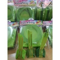 ราคา กระดาษสาห่อเหรียญขนมใส่ไส้3เขียว1ห่อมีกระดาษสาสีเขียว3สีให้100แผ่นและริบบิ้นขอบทอง100เส้นและแบบคละสีนำไปห่อได้100อัน (28507785885)