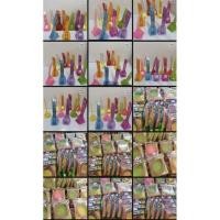 ราคา กระดาษสาห่อเหรียญขนมใส่ไส้คละสี1ห่อมีกระดาษสาคละสีให้10สีจำนวน100แผ่นและริบบิ้นขอบทองคละสี10สี100เส้นนำไปห่อได้100อัน (26857785387)