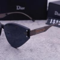 ราคา Dior2024แว่นตากันแดดแฟชั่นลำลองแบบเดียวกันสำหรับผู้ชายและผู้หญิงแบบใหม่ d8cj (29761021910)