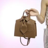 ราคา กระเป๋าถือสะพายไหล่สะพายข้างเย็บหัวเข็มขัดแม่เหล็กหญิงกระเป๋าสี่เหลี่ยมขนาดเล็กขนาดเดียว PU (28909862446)