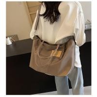 ราคา กระเป๋าสะพายไหล่ไนลอนกระเป๋าเย็บซิปผ้าไนลอนกระเป๋าสตรีกันน้ำ (28909862281)