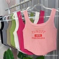 ราคา Gamin 0583 เสื้อกล้ามไหมพรม เสื้อไหมพรมแขนกุด ลาย Funoff 1976 M5308 (27150981318)