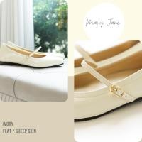ราคา EARL GREY รองเท้าหนังแกะแท้ หนังนิ่ม พื้นนุ่ม มีซัพพอร์ต รุ่น Mary Jane Flat series in Ivory (25886058878)