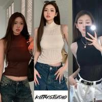 ราคา Kitty พร้อมส่ง เสื้อครอปcrop top เสื้อไหมพรมแขนกุด คอสูงทรงเกาะอก ดีเทลทอฉลุ สวยเก๋แซ่บ เสื้อแฟนผู้หญิง สไตล์เวียดนาม (28316770271)