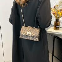 ราคา กระเป๋าสะพายไหล่สตรีหนังพิมพ์ลายเสือดาวแฟชั่นเรียบง่าย (26771683682)