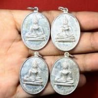 ราคา เหรียญหลวงพ่อสวนกุหลาบ โรงเรียนสวนกุหลาบวิทยาลัย ที่ระลึกครบรอบ100ปี ปี2525 เนื้อเงิน (29807967965)