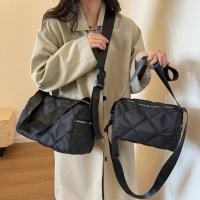 ราคา ฺB 845 กระเป๋าสะพายข้าง ผ้าOxford ทรงหมอน สปอร์ต มีให้เลือก 2 ขนาด (24474685011)