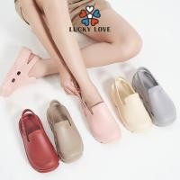 ราคา รองเท้า Lucky Love รองเท้ารัดส้น Unisex พื้นหนานุ่ม ใส่สบายทุกฤดู ไม่กัดเท้า ไซส์ 35 44 มีหลายสีสดใส สินค้าส่งจากไทย (28557519207)
