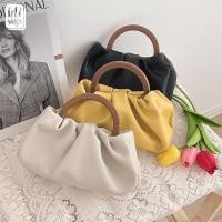 ราคา WY มือจับไม้ กระเป๋าสะพายสุภาพสตรี กระเป๋าแฟชั่นทรงเปลือกหอยใบเล็กน่ารัก (26421715916)