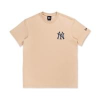 ราคา NEW ERA เสื้อยืดแขนสั้น รุ่น NEW YORK YANKEES HOME CHEERING OAT MILK SHORT SLEEVE T SHIRT (29460051121)