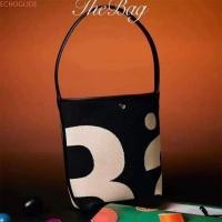 ราคา Echoglide Rally Movement Bucket Bag Thai Rally Movement Thailand กระเป๋าสะพายไหล่ แฟชั่นความจุขนาดใหญ่แฟชั่นการออกแบบสไตล์เกาหลีผ้าใบ Tote Bag Girls Female (29056401508)