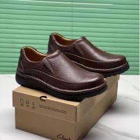 ราคา Clarks รองเท้าหนังลําลองผู้ชายกันน้ํา (26917374084)