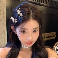 ราคา ขายร้อน F X กิ๊บเงากิ๊บติดผมเกล็ดหิมะคริสมาสต์กิ๊บหน้าม้าขนาดเล็กและสวยงามแปดดาวกิ๊บติดผมด้านข้างกิ๊บติดผม (29515457622)