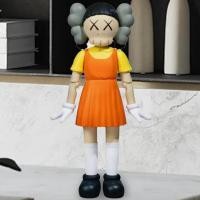 ราคา เกมปลาหมึก Kaws young hee รูปการ์ตูนโมเดลละครทีวีประติมากรรมละครอุปกรณ์ต่อพ่วง explanth (26772591154)