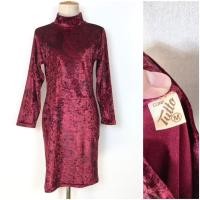 ราคา เดรสกำมะหยี่สีแดง size M (42703253644)