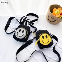 ราคา KAN กระเป๋าสะพายไหล่ สะพายข้าง อเนกประสงค์ ลายหน้ายิ้ม สีเหลือง แฟชั่นสําหรับผู้หญิง FXH (22587035546)