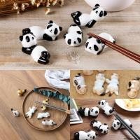 ราคา ที่วางตะเกียบเซรามิค รูปสัตว์ แมว แพนด้าน่ารัก ช้อน ส้อม ที่วางตะเกียบ สร้างสรรค์ ตกแต่งบ้าน โต๊ะรับประทานอาหาร 1 ชิ้น (24355255471)