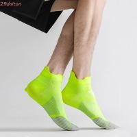 ราคา DALTON 3 คู่ถุงเท้าวิ่ง ลาย Anti slip ผู้ชายกีฬาถุงเท้า Simple Breathable Patchwork ถุงเท้าสั้นผู้ชาย (57001065423)