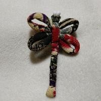 ราคา เข็มกลัดติดเสื้อแฟชั่นสตรีสินค้านำเข้าจากประเทศญี่ปุ่น (51201054427)