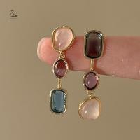 ราคา ต่างหูอัญมณีสีสันสดใสไม่สมมาตร เข็มเงิน มีดีไซน์เก๋ไก๋สไตล์อารยธรรมโบราณ (41724238877)